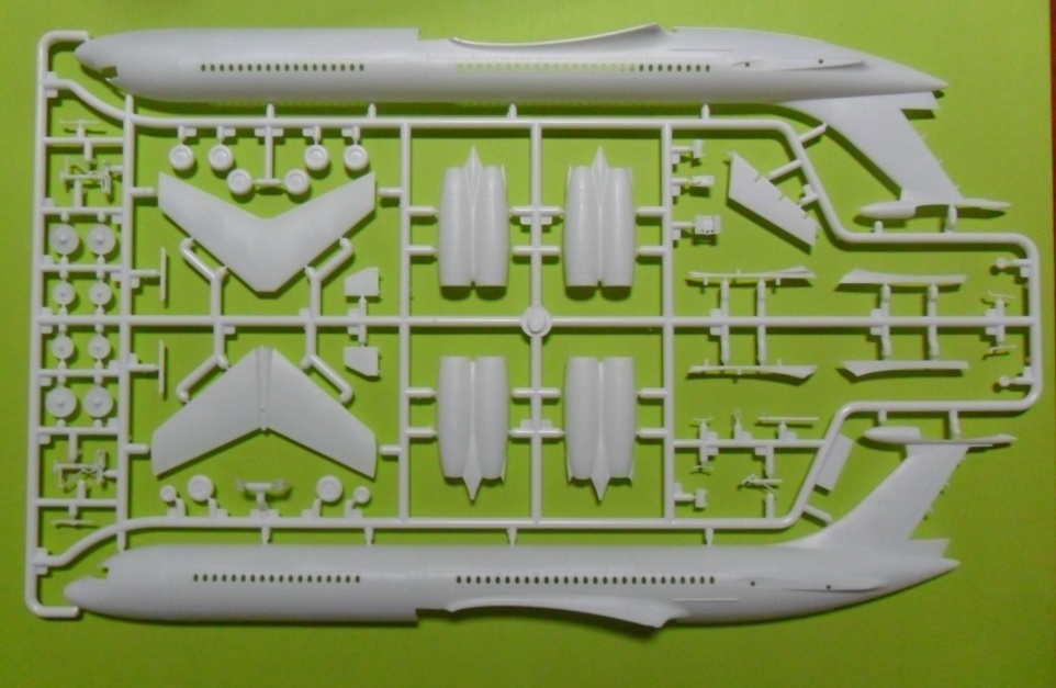 14406 Ильюшин-62М, Пассажирский самолет ВВС Германии ICM