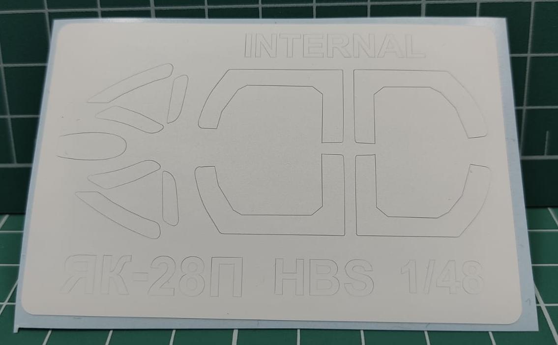 48035-1KV Окрасочная маска ЯК-28П Firebar (HOBBY BOSS #81767) - (Двусторонние маски) + маски на диски и колеса