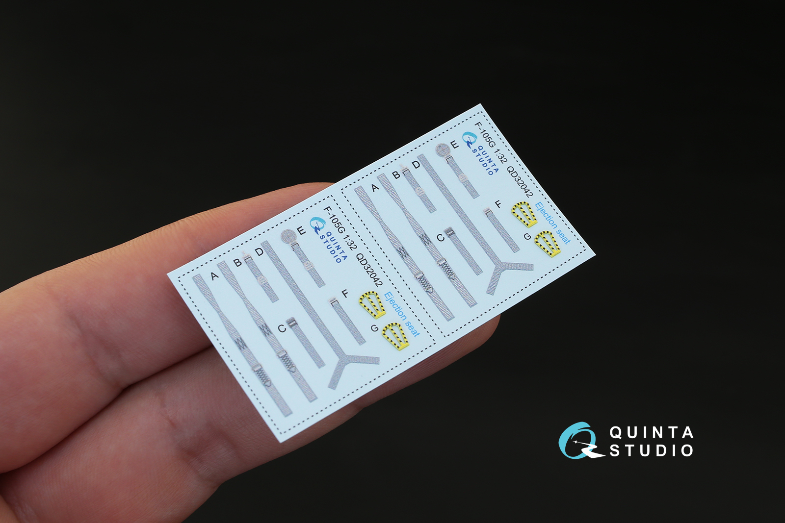 QD32042 1/32 3D Декаль интерьера кабины F-105G (для модели Trumpeter)