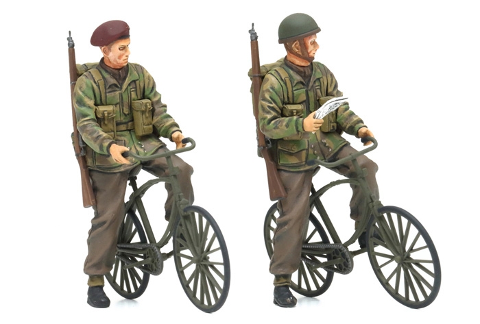 Набор фигурок 35333 Английский военный патруль на велосипеда
