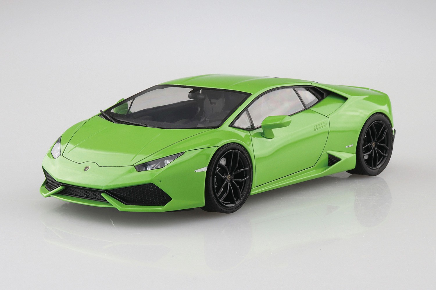 05846 Lamborghini Huracan LP610-4 ’14 Aoshima