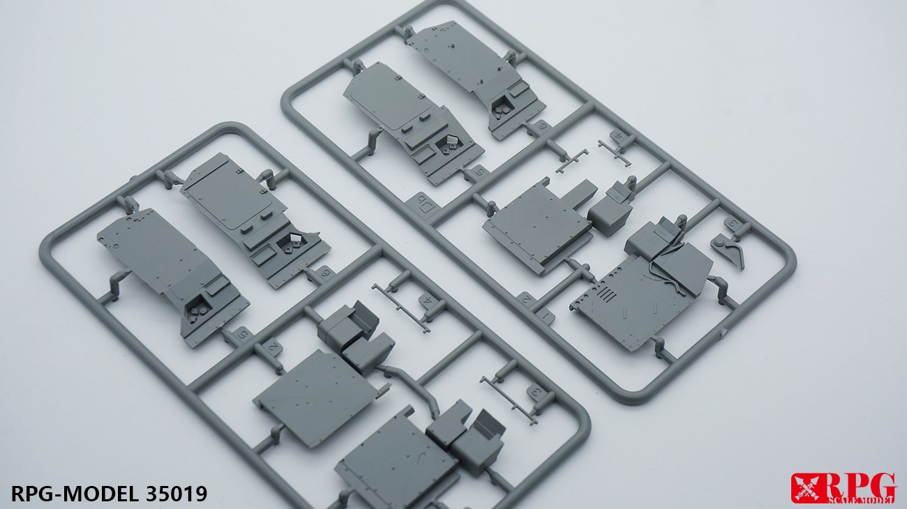 35021RPG Российский бронеавтомобиль Тайфун-ВДВ (одна модель без боевого модуля в наборе) RPG Model