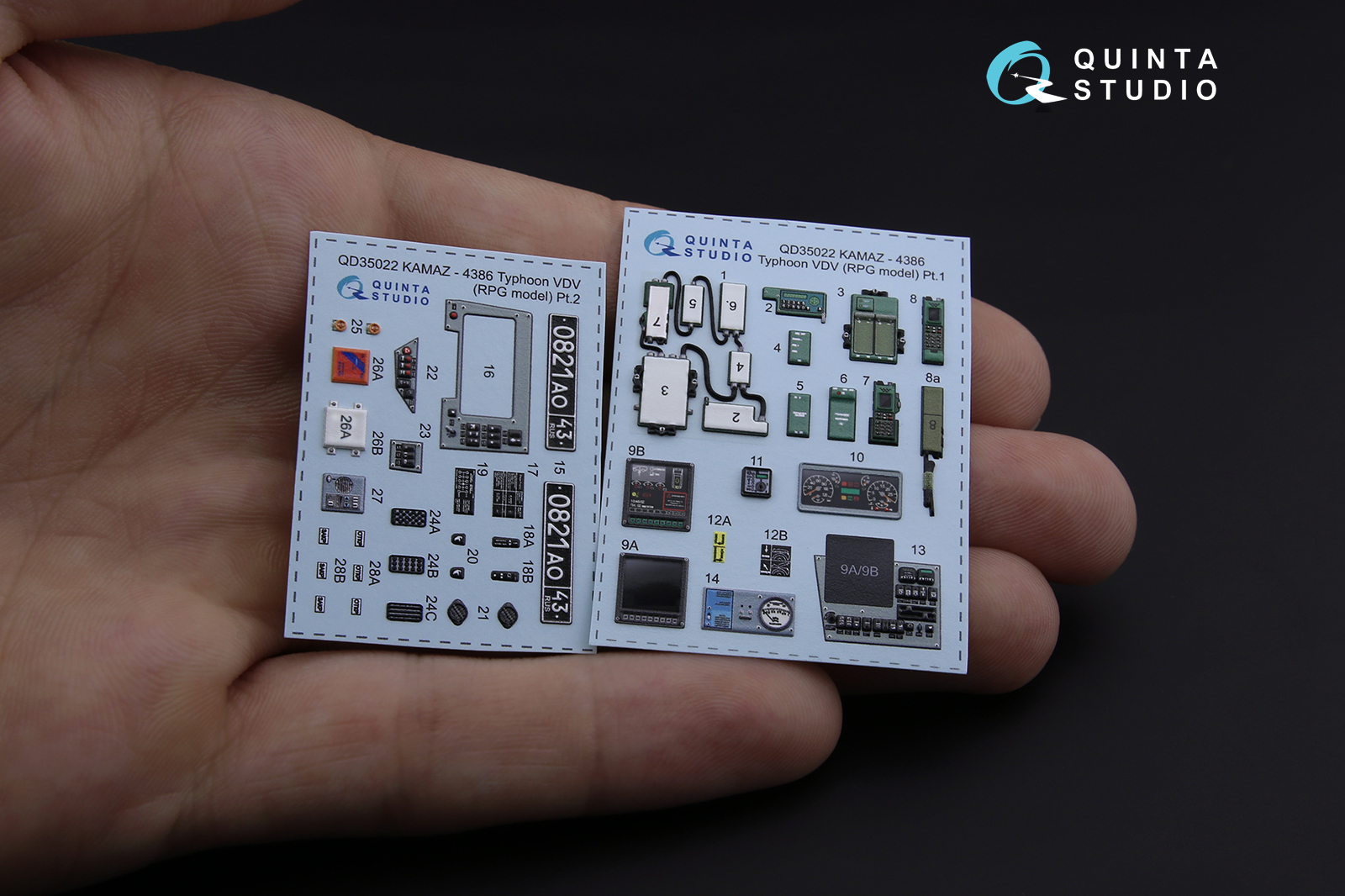 QD35022 3D Декаль интерьера кабины для семейства КАМАЗ К-4386 Тайфун-ВДВ (для модели RPG-model).